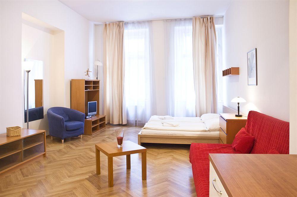 Ai Quattro Angeli Lejlighedshotel Prag Eksteriør billede