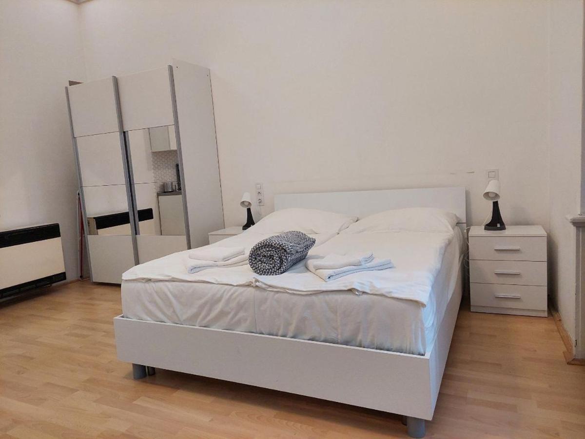 Ai Quattro Angeli Lejlighedshotel Prag Eksteriør billede