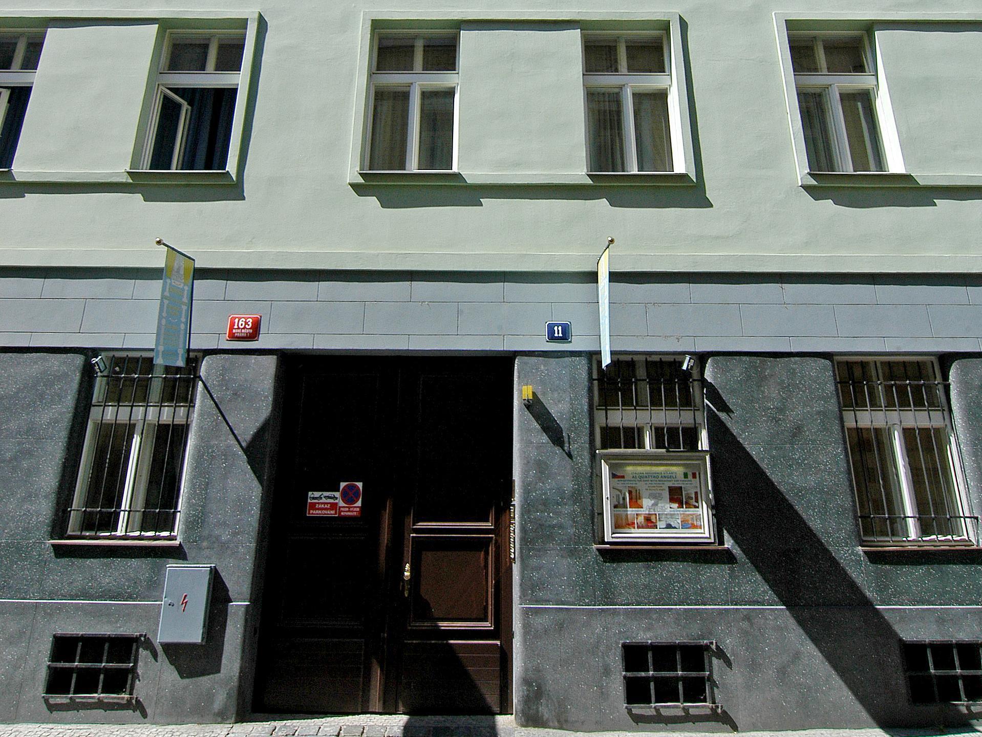 Ai Quattro Angeli Lejlighedshotel Prag Eksteriør billede